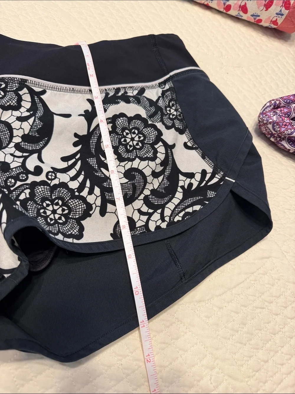 lululemon athletica lightweight athletic